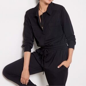 Evereve Myra Classic Black Jumpsuit, size XS